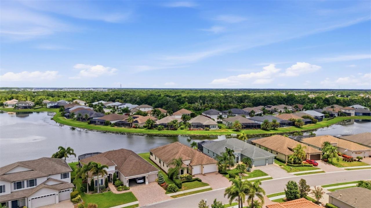 534 Chantilly Trail, Bradenton, FL 34212 Photo