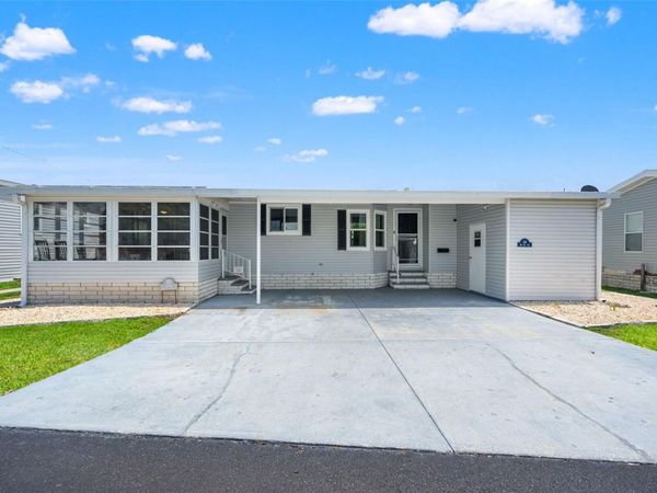 116 MOUNT ISLE AVENUE NE, Unit 116, ST PETERSBURG, FL 33702