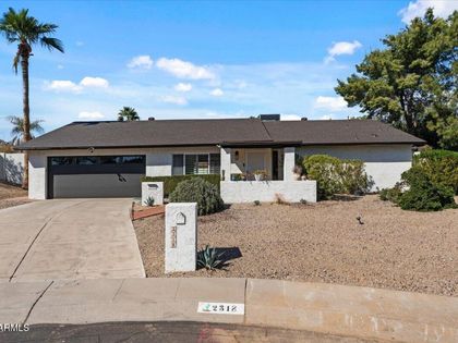 2318 E YUCCA Street Phoenix, AZ 85028