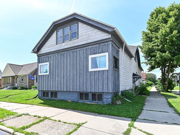 1523 Minnesota Ave, South Milwaukee, WI 53172