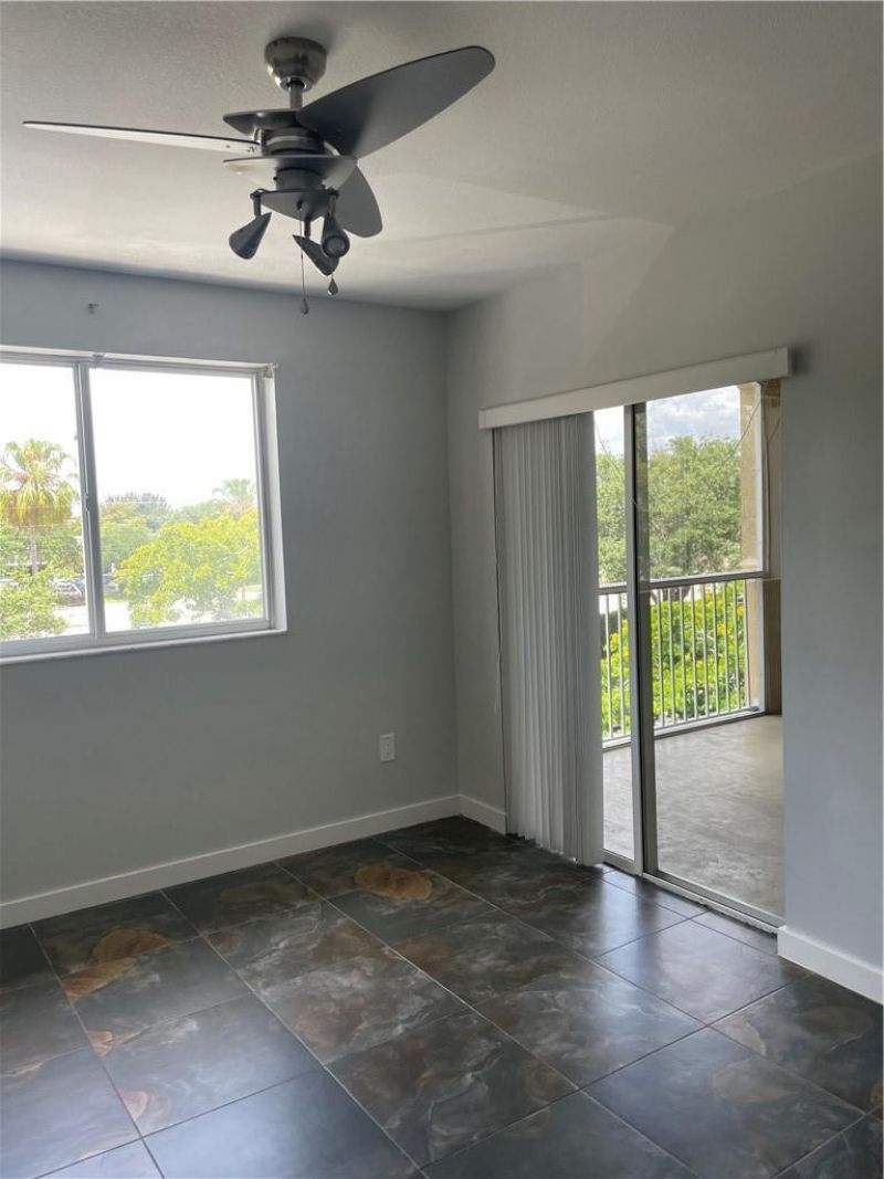 2640 S University Drive, Unit 319, Davie, FL 33328 Photo