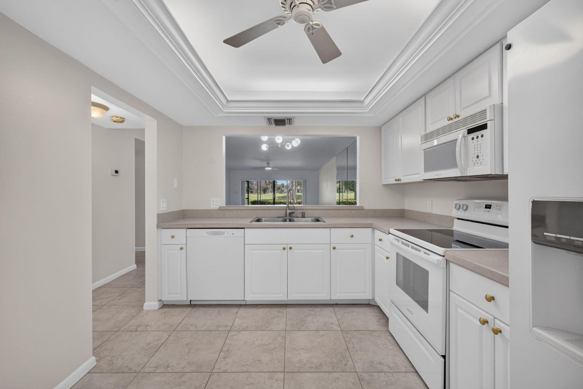 9460 Meadowood Drive, Unit 104, Fort Pierce, FL 34951 Photo