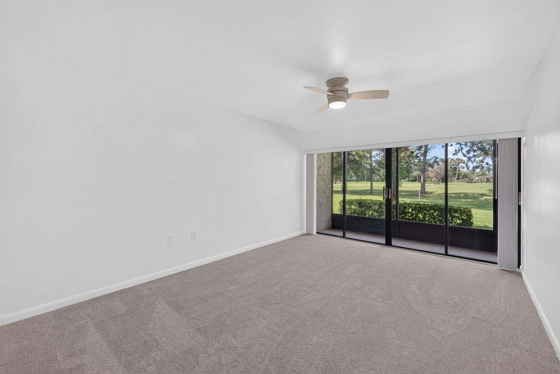9460 Meadowood Drive, Unit 104, Fort Pierce, FL 34951 Photo