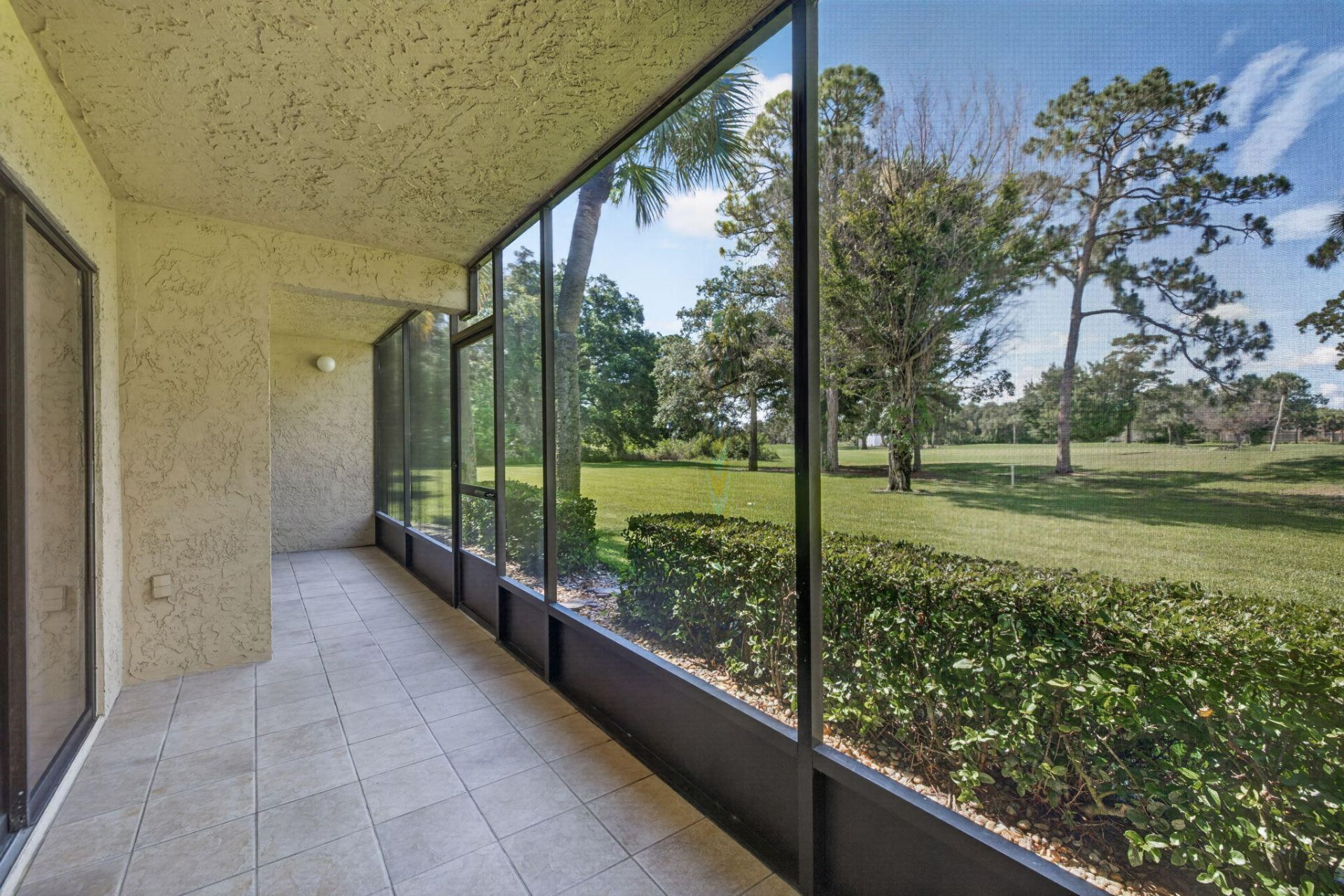 9460 Meadowood Drive, Unit 104, Fort Pierce, FL 34951 Photo