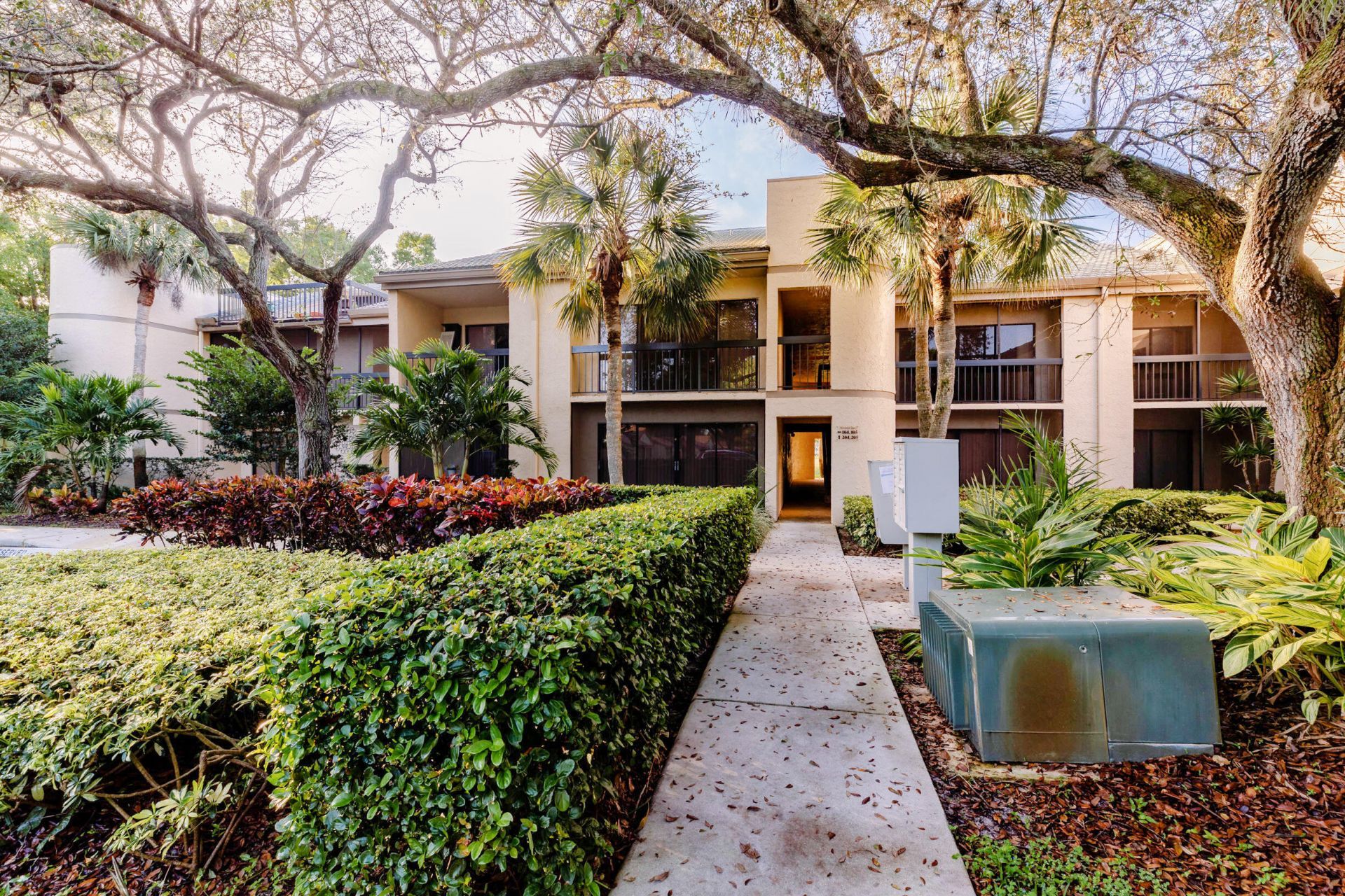 9460 Meadowood Drive, Unit 104, Fort Pierce, FL 34951 Photo
