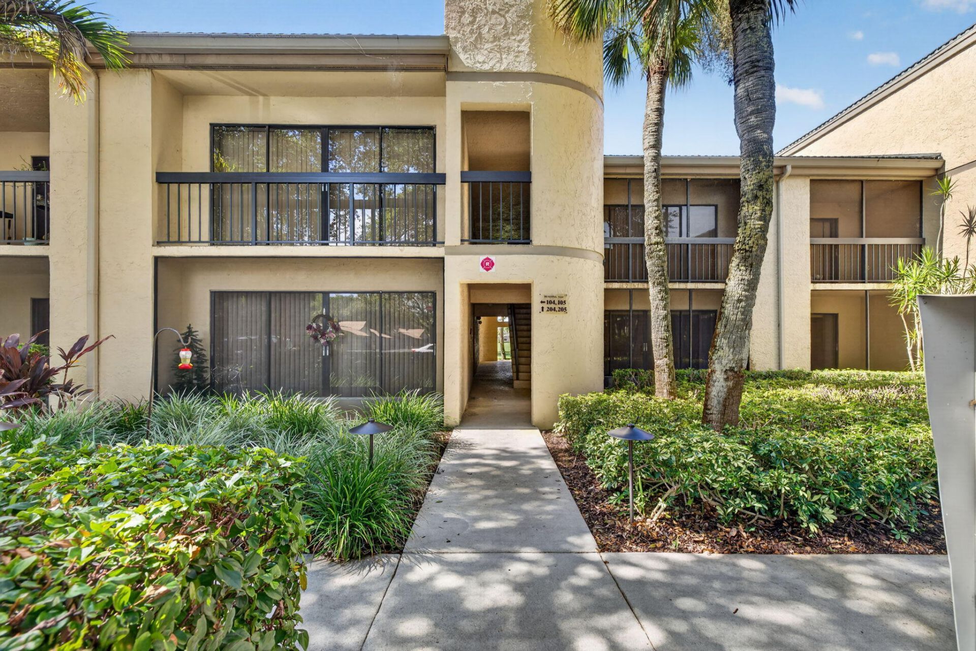 9460 Meadowood Drive, Unit 104, Fort Pierce, FL 34951 Photo