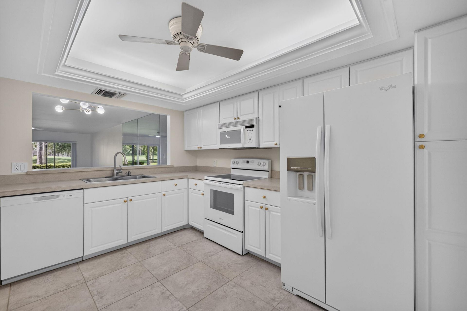 9460 Meadowood Drive, Unit 104, Fort Pierce, FL 34951 Photo