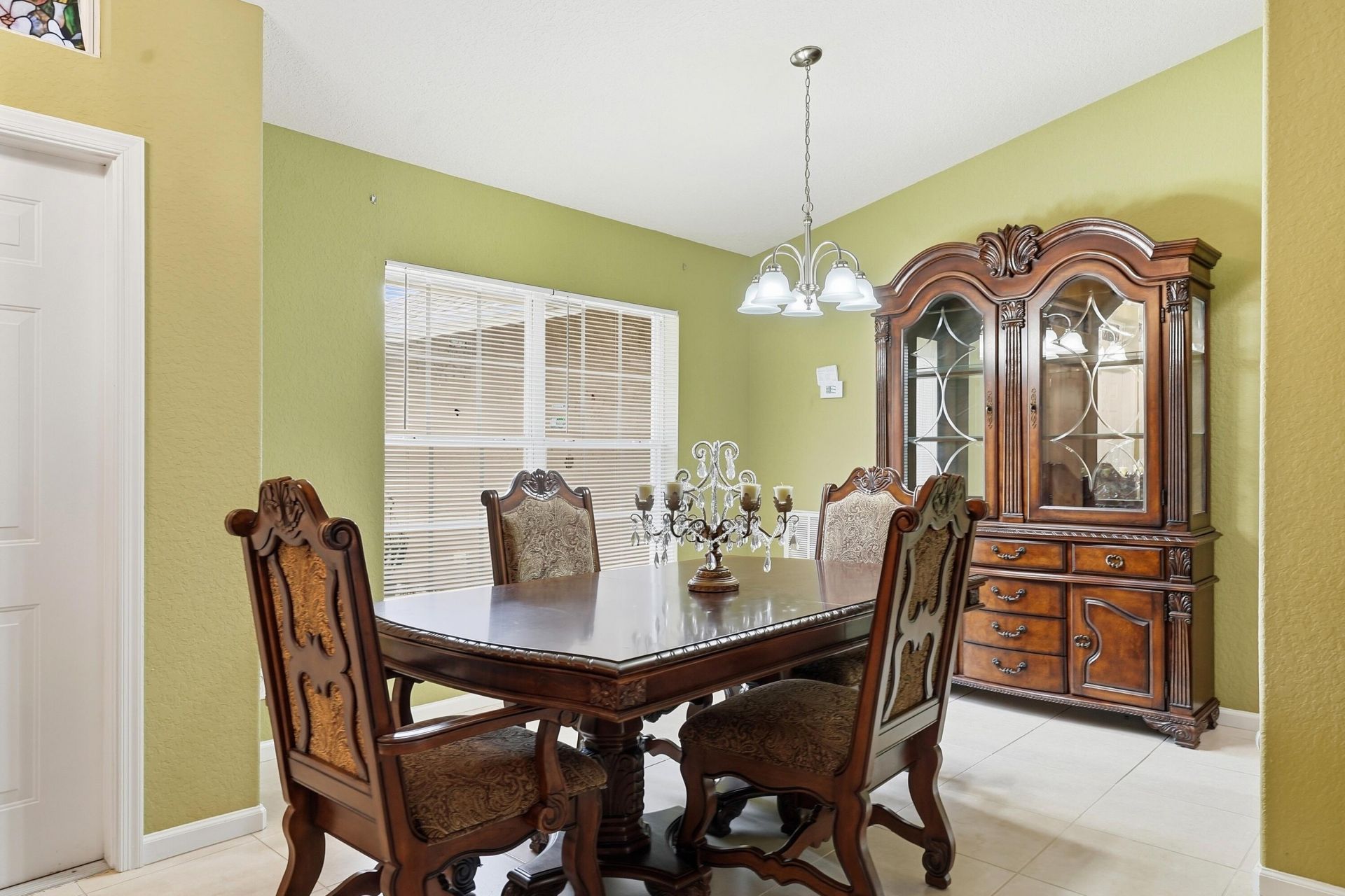1098 SW Sudder Avenue, Port Saint Lucie, FL 34953 Photo