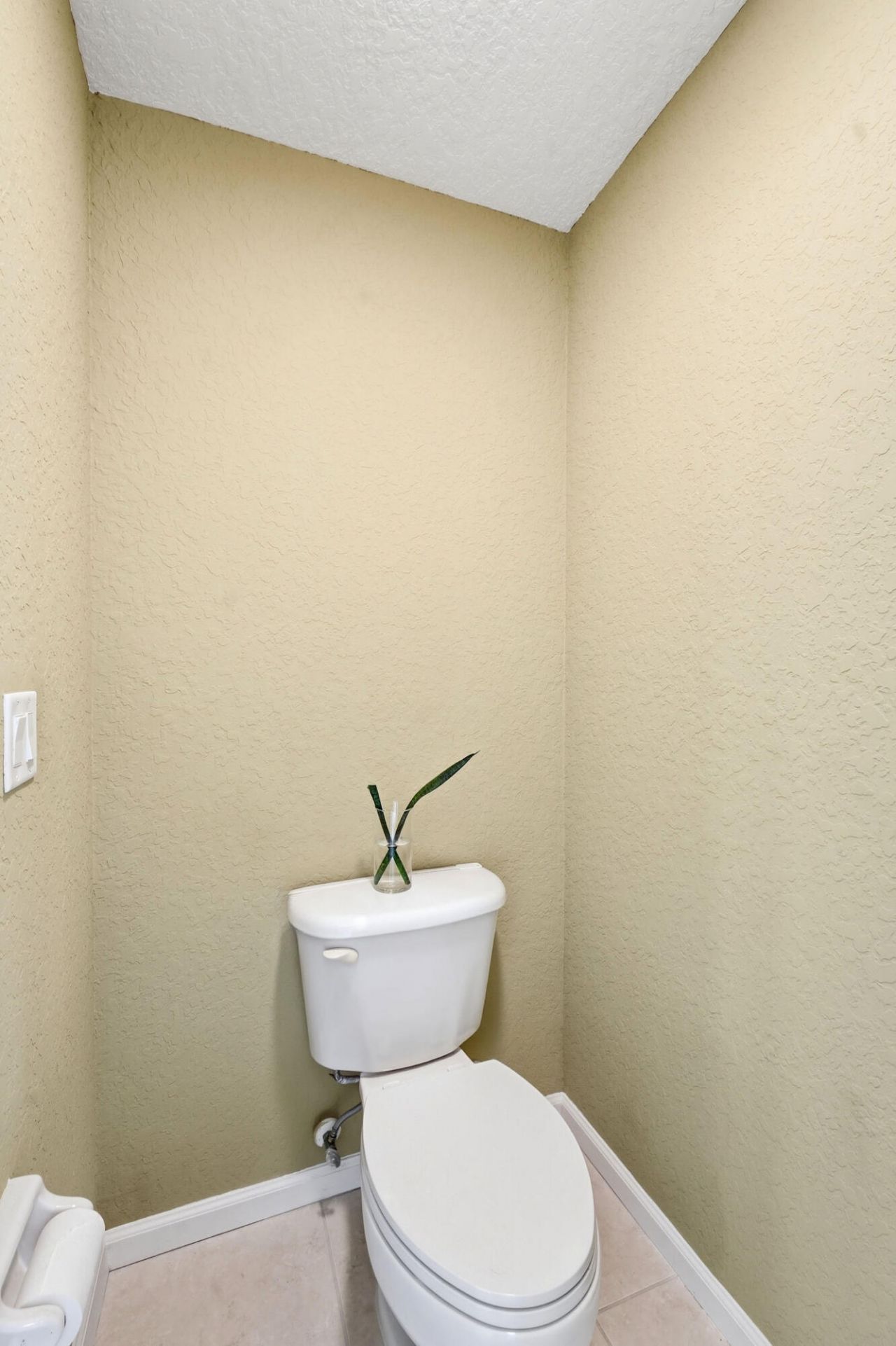 1098 SW Sudder Avenue, Port Saint Lucie, FL 34953 Photo
