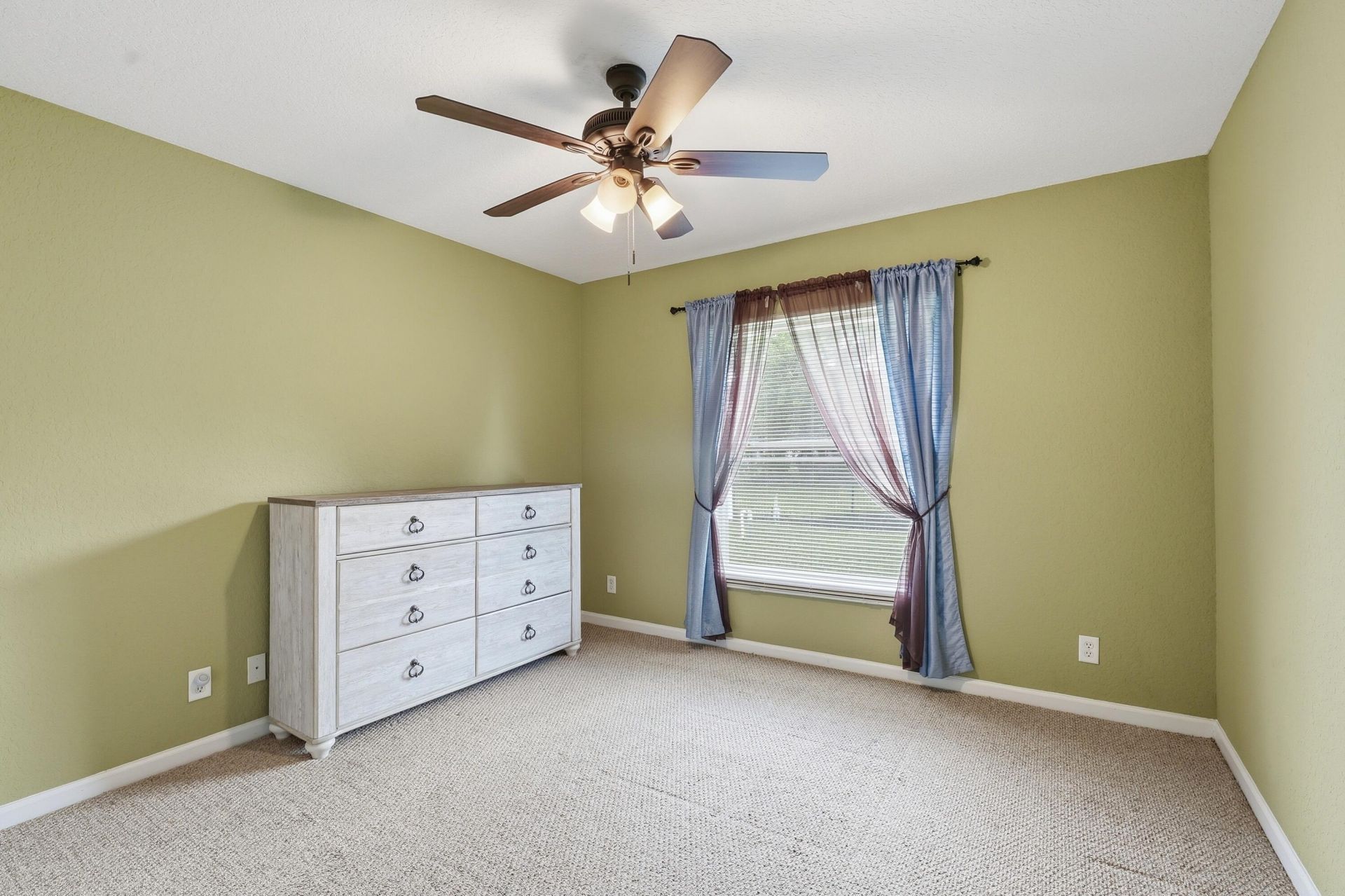 1098 SW Sudder Avenue, Port Saint Lucie, FL 34953 Photo