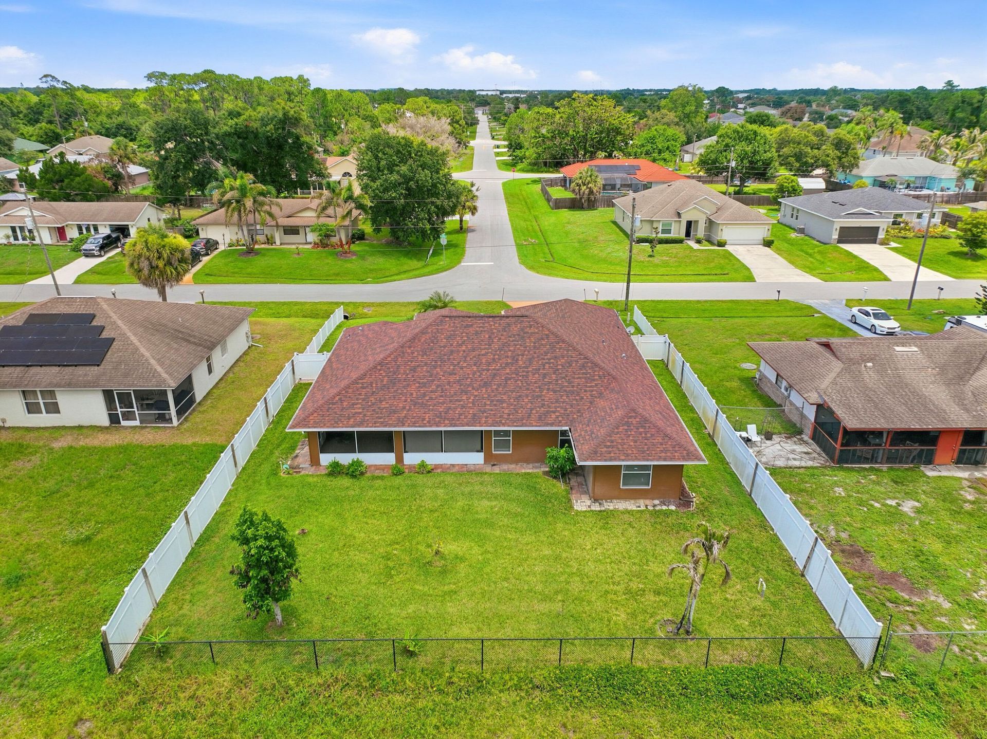 1098 SW Sudder Avenue, Port Saint Lucie, FL 34953 Photo