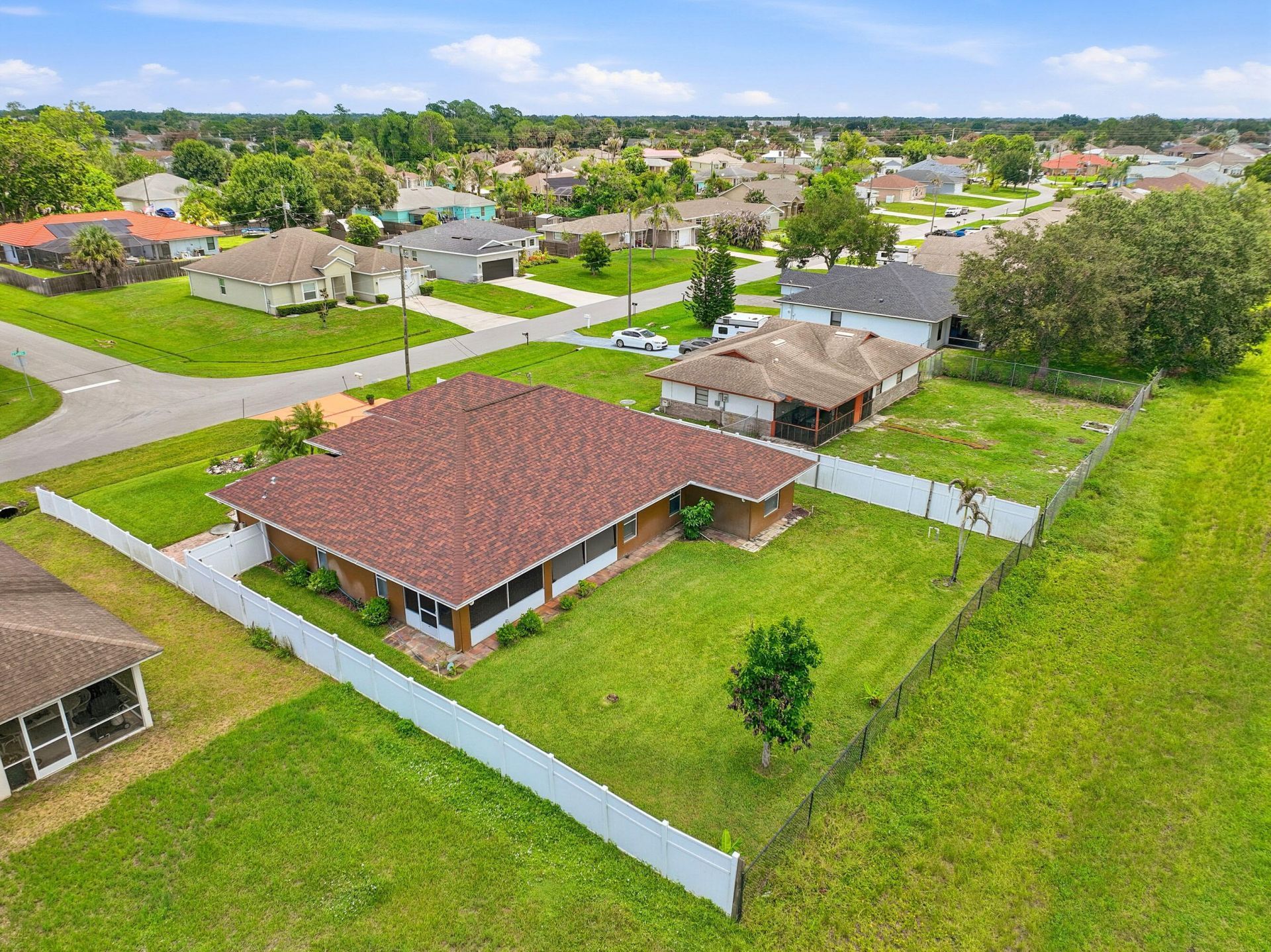 1098 SW Sudder Avenue, Port Saint Lucie, FL 34953 Photo