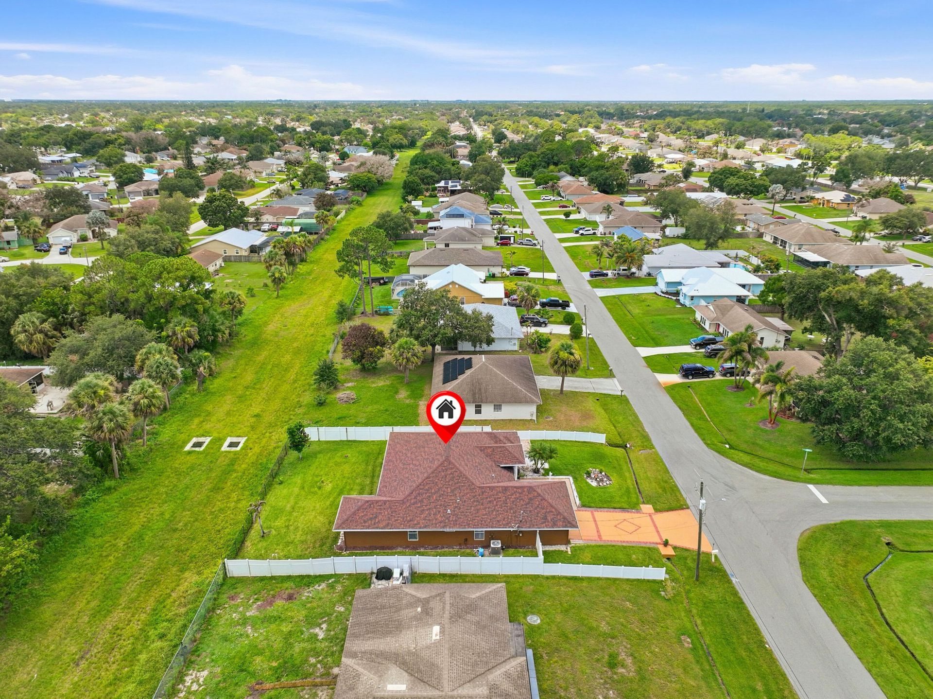 1098 SW Sudder Avenue, Port Saint Lucie, FL 34953 Photo