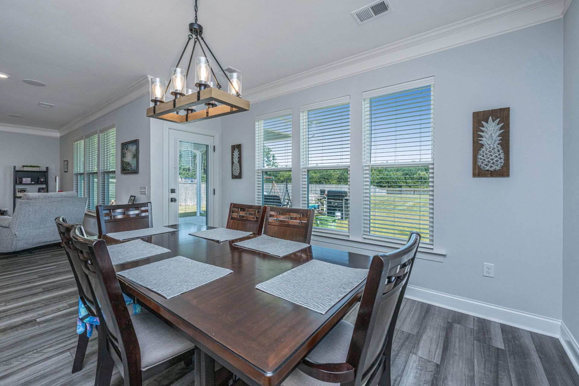 156 Lakelyn Road Photo 13
