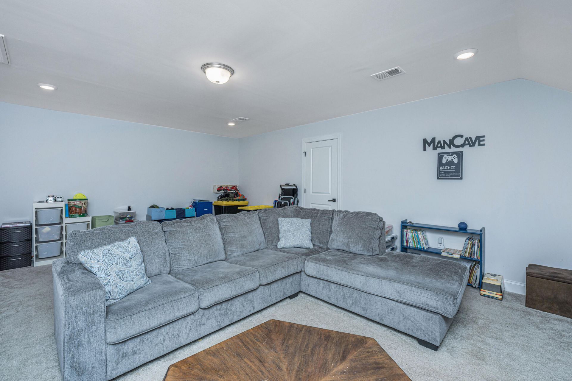 156 Lakelyn Road Photo 26