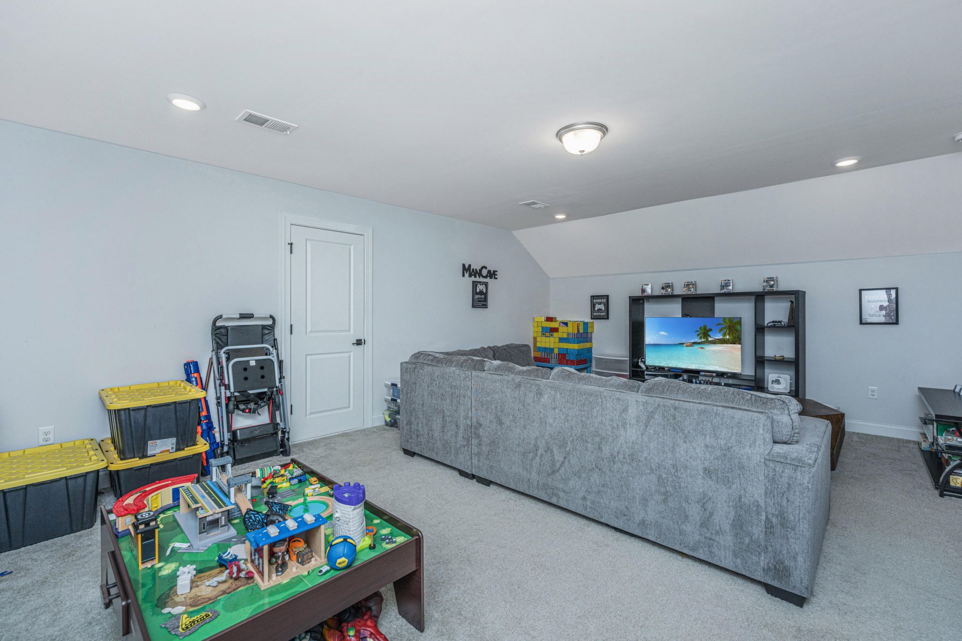 156 Lakelyn Road Photo 28