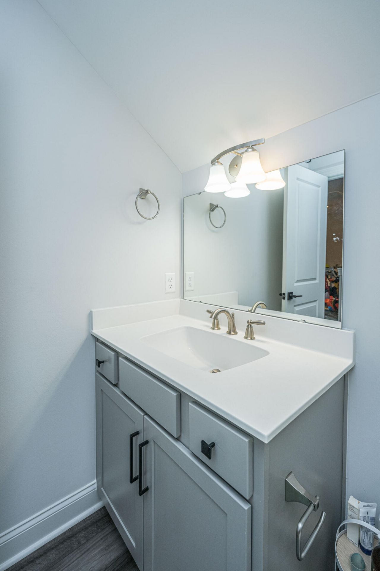 156 Lakelyn Road Photo 33