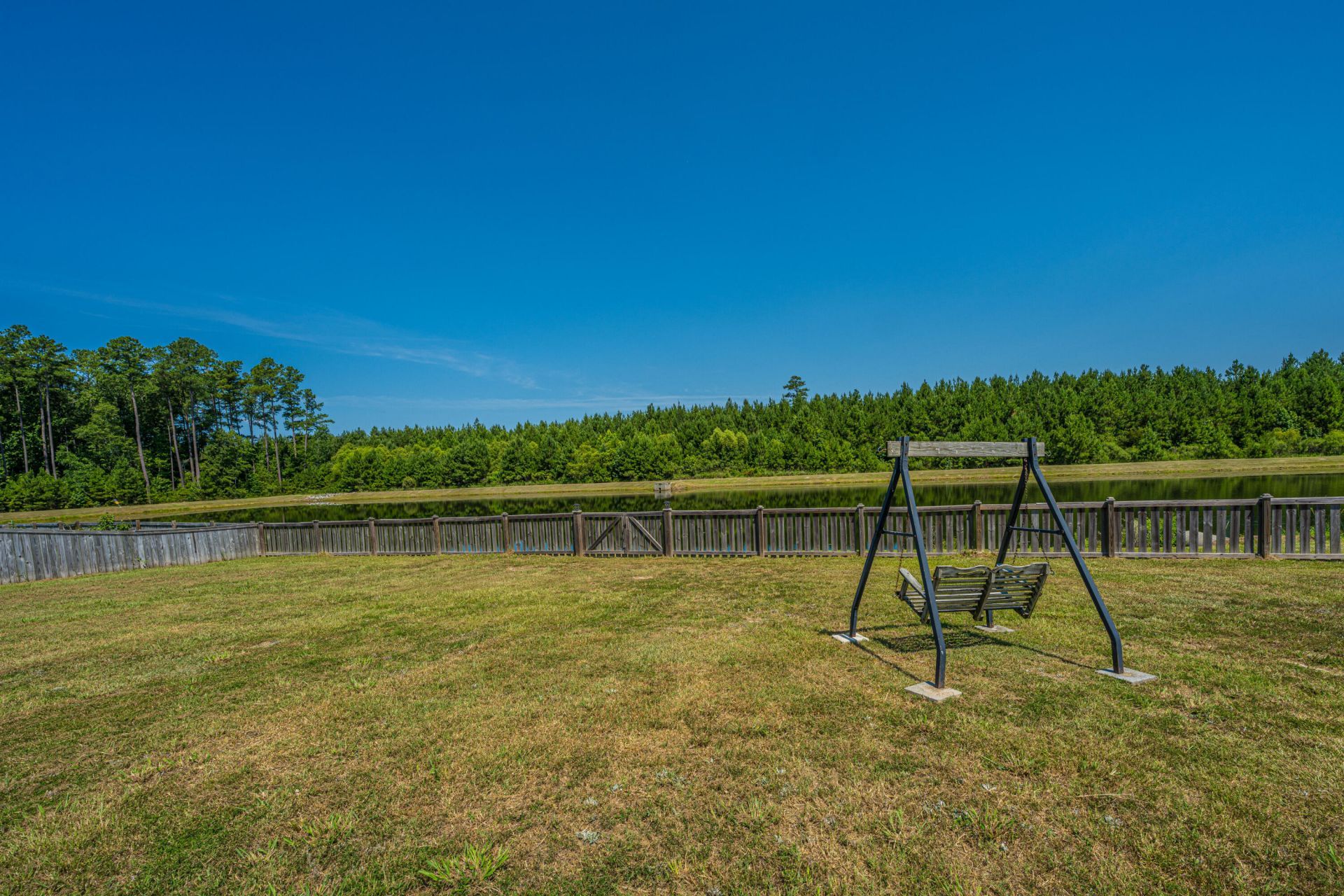 156 Lakelyn Road Photo 38