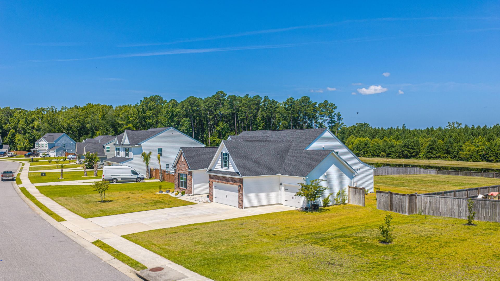 156 Lakelyn Road Photo 41