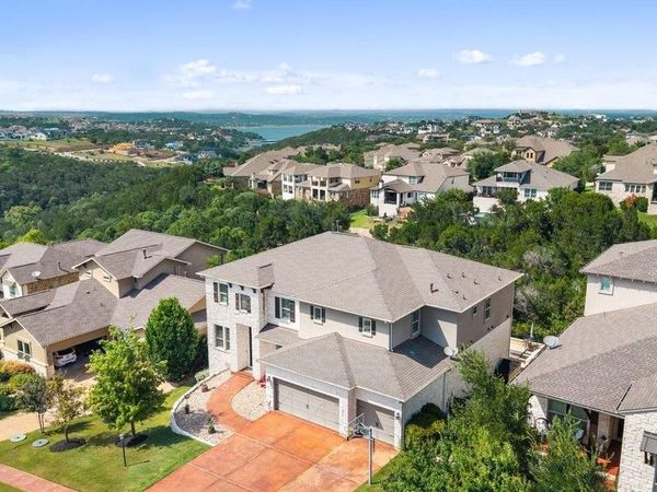 205 Woodlands CT, Lakeway, TX 78738