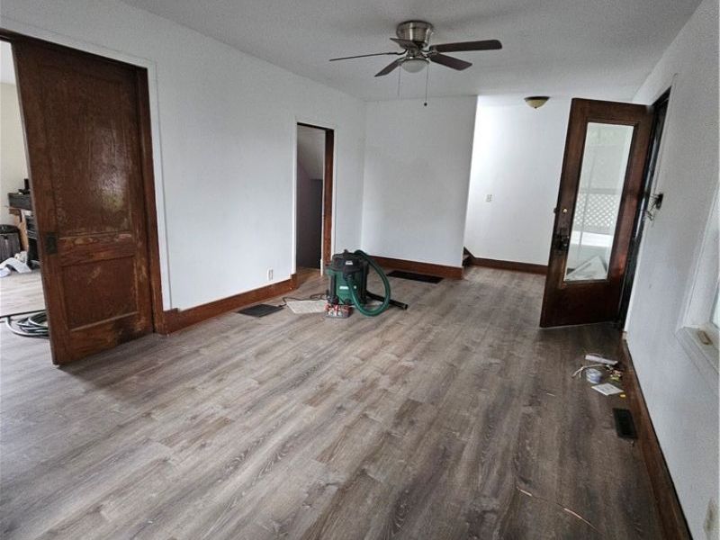 803 Akin Court SW, Canton, OH 44706 Photo 2