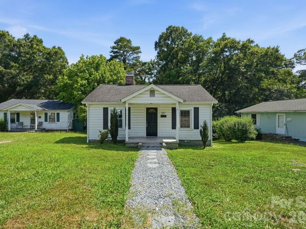 307 Clay Street, Belmont, NC 28012
