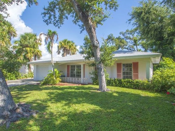 531 Cypress Road, Vero Beach, FL 32963