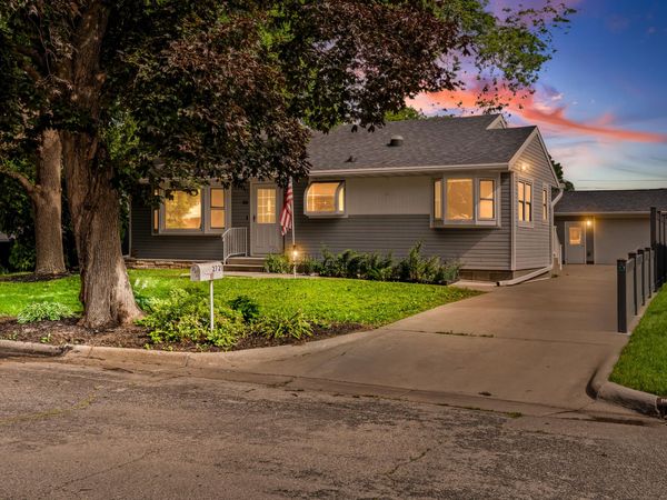 2721 Ray Pl, La Crosse, WI 54601