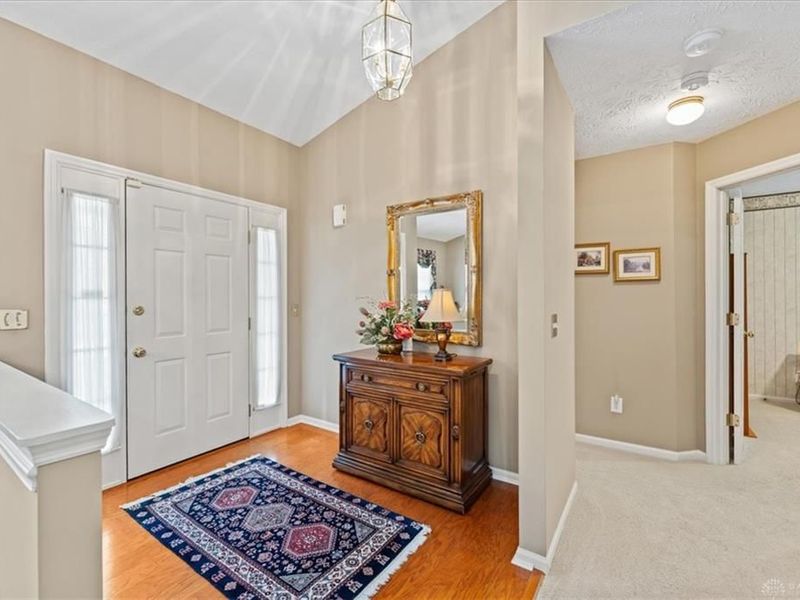 8185 Summer View Drive, Mason, OH 45040 Photo 3