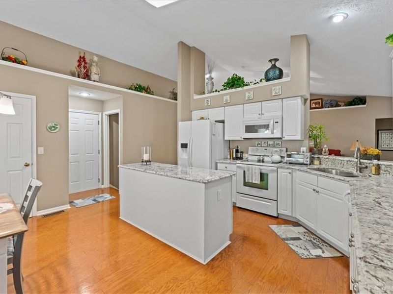 8185 Summer View Drive, Mason, OH 45040 Photo 5