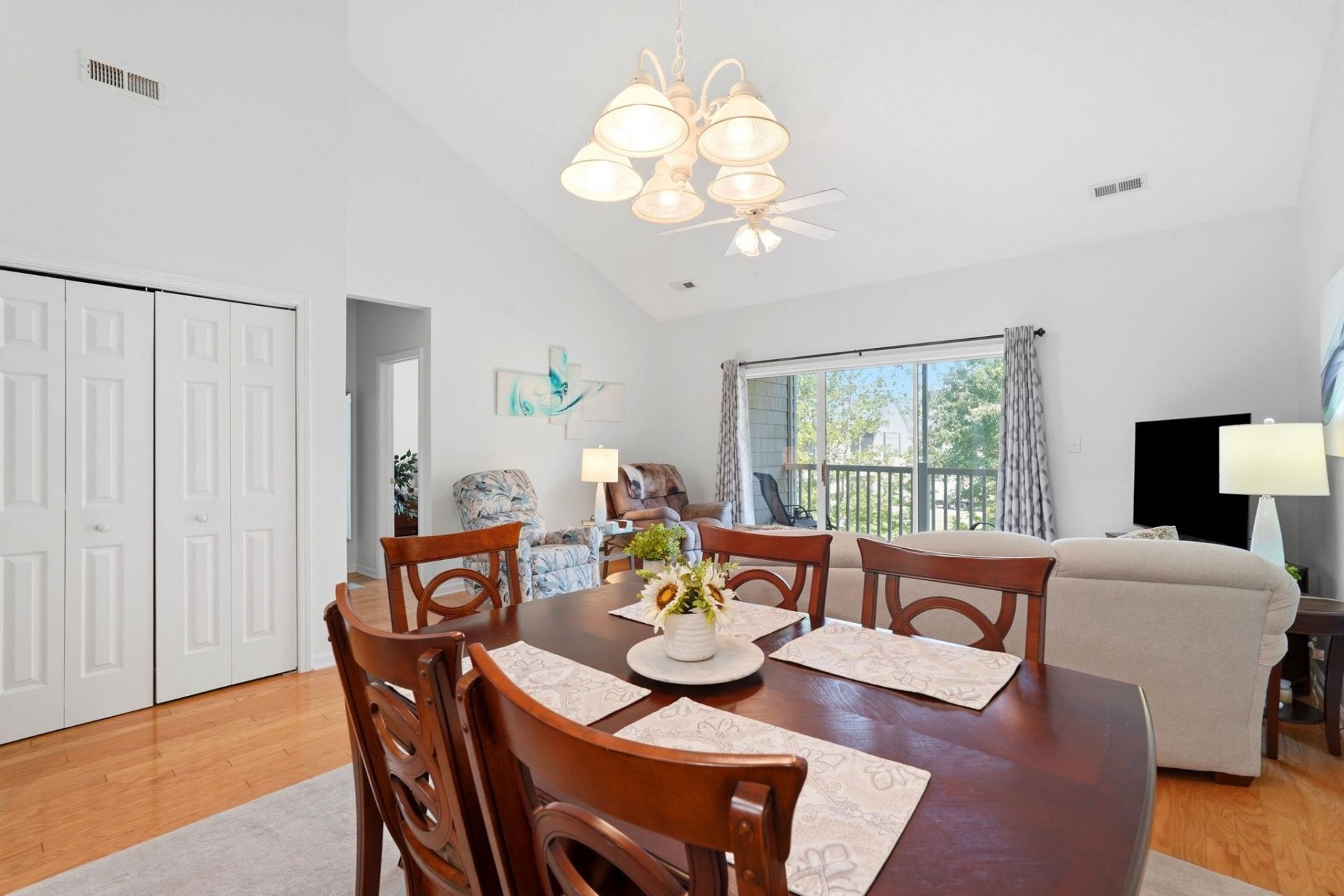 122 Scotch Broom Dr. Photo 17