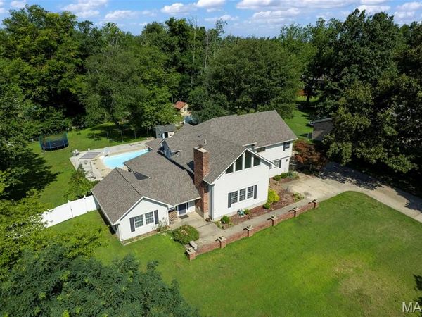 447 N Ingram Road , Sikeston, MO 63801