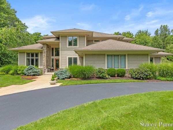 9171 Conservancy Drive NE, Ada, MI 49301