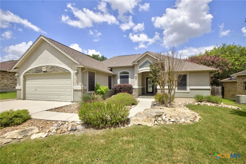 2167 Stonehaven, New Braunfels, TX 78130 Main Photo