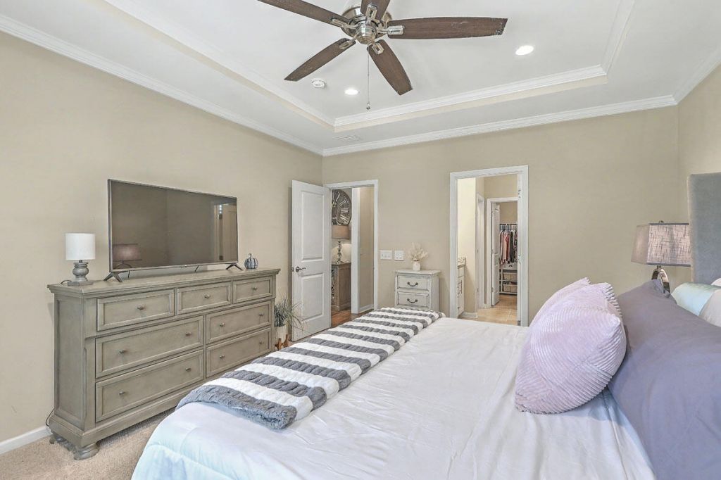 3091 Vincent Astor Drive Photo 14