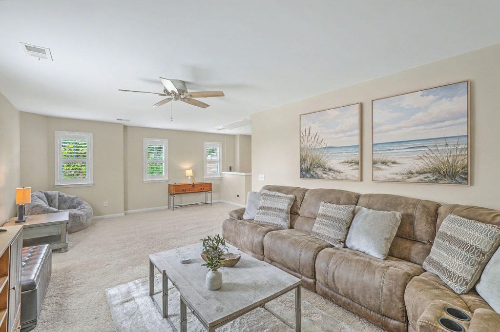 3091 Vincent Astor Drive Photo 23