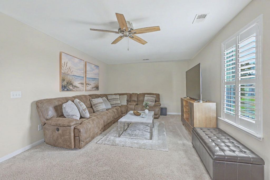 3091 Vincent Astor Drive Photo 24