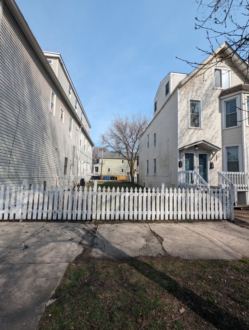 3057 N Leavitt Street , Chicago, IL 60618 Main Photo