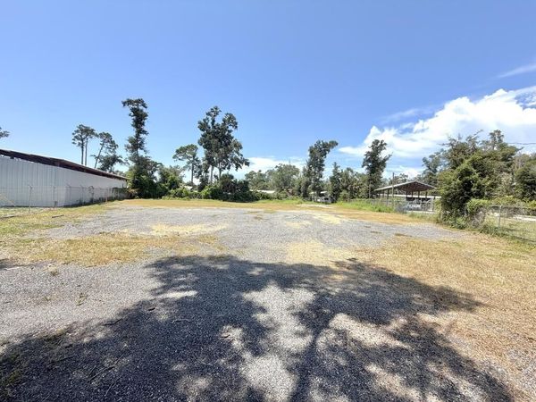 113 NE Hwy 51, Steinhatchee, FL 32359