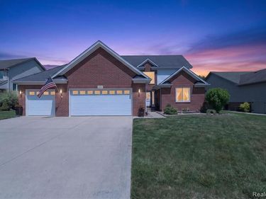 23313 Crescent Ridge Drive, Huron Twp, MI 48164