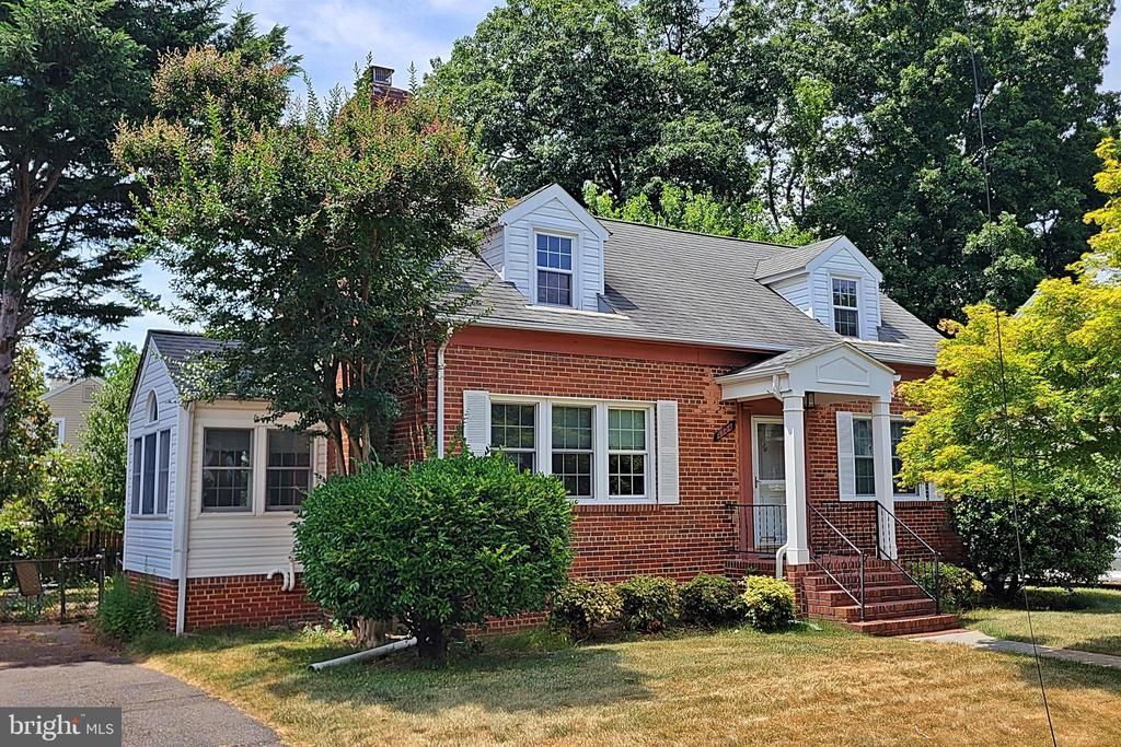 2124 N TROY STREET N, ARLINGTON, VA 22201