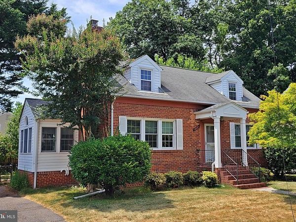 2124 N TROY STREET N, ARLINGTON, VA 22201