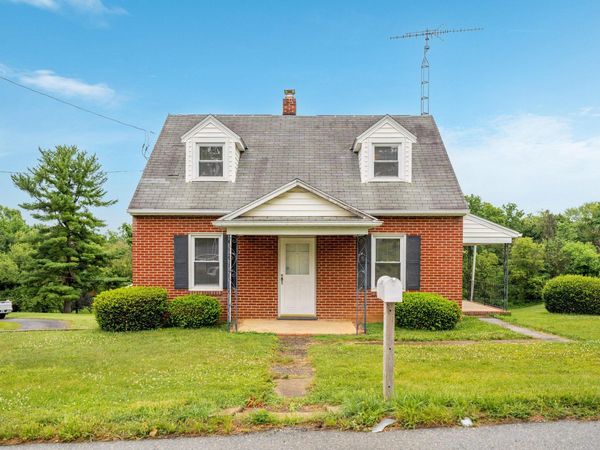 20330 JEFFERSON BOULEVARD, HAGERSTOWN, MD 21742