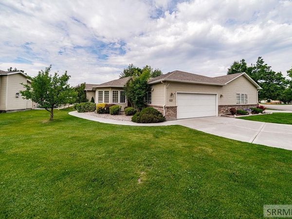 960 Escalante Avenue, IDAHO FALLS, ID 83404