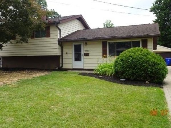 13963 Havendale Drive , Brook Park, OH 44142