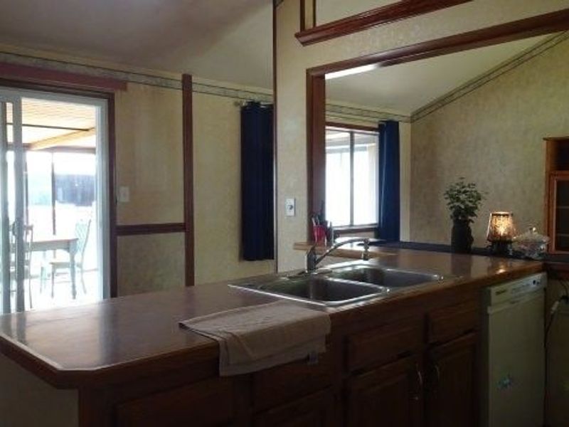 13963 Havendale Drive, Brook Park, OH 44142 Photo 6