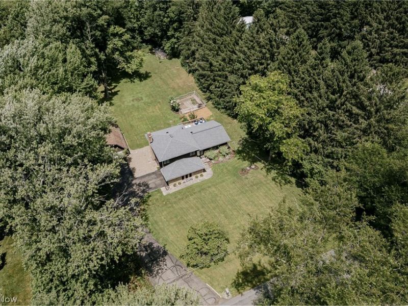 875 Dunning Road, New Franklin, OH 44614 Photo 4