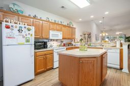 119 Chenoa Dr.  photo 4
