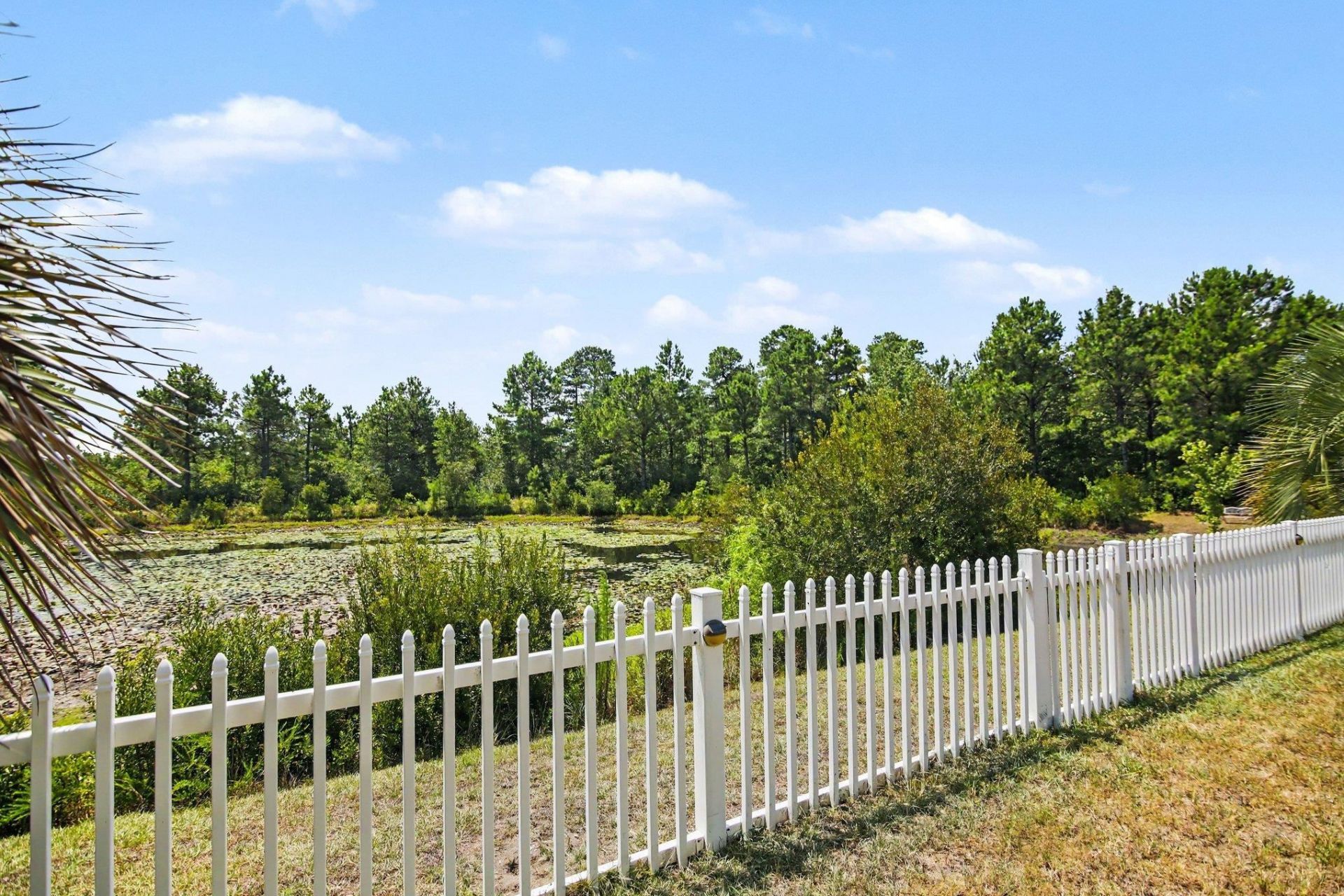 665 W Perry Rd. Photo 29