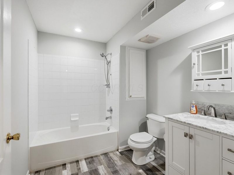 7424 Cherry Brook Drive , Reynoldsburg, OH 43068 Photo 27